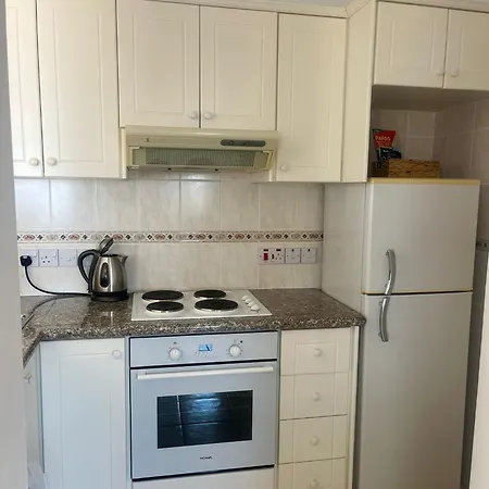 Apartment Hills Peyia